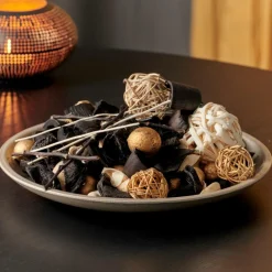 CASA ESCAPE BLACK OUDH Pot-pourri Nero- Prodotti Profumati